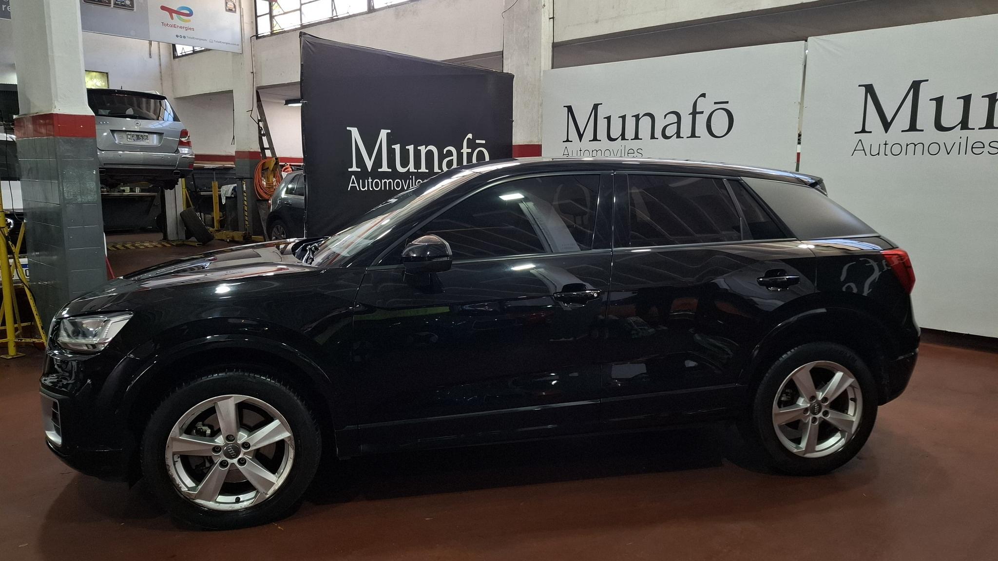 Audi Q2 Foto #11