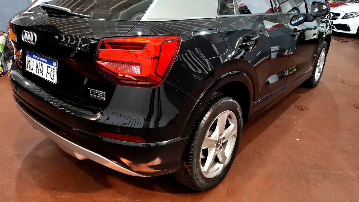 Audi Q2 Foto #6