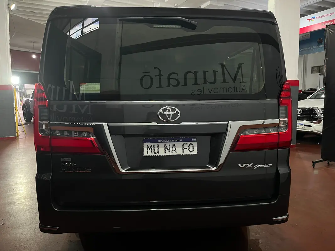 Toyota Hiace Foto #6