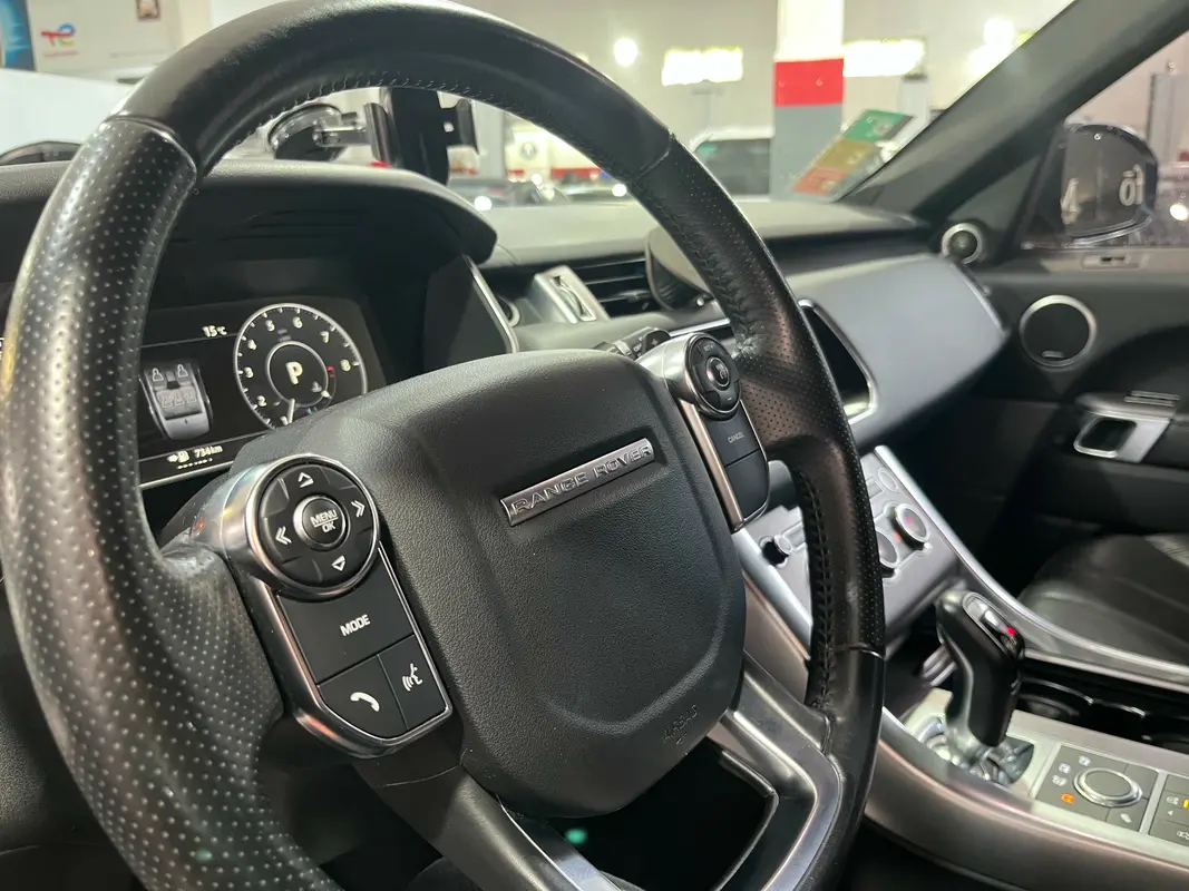 Land Rover Range Rover SPORT Foto #13
