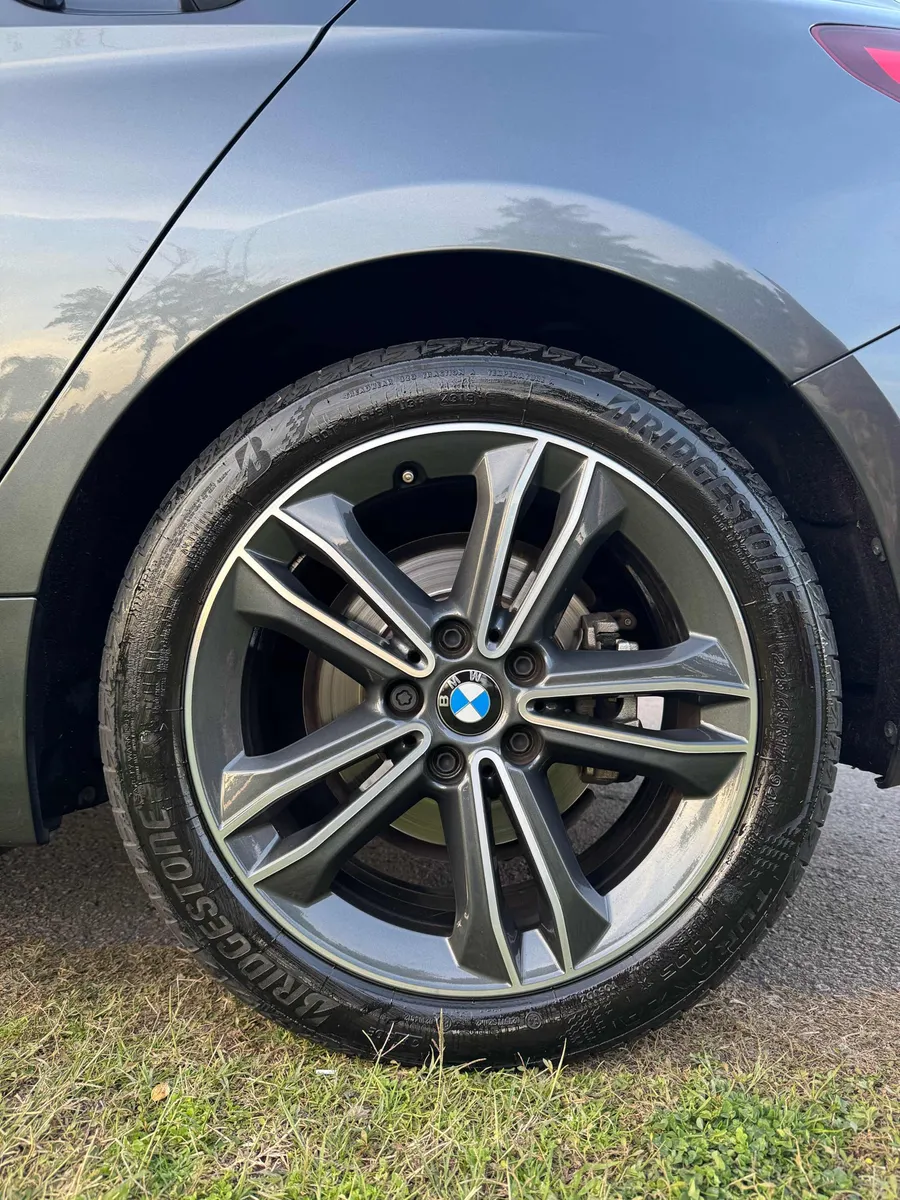 BMW Serie 1 Foto #10