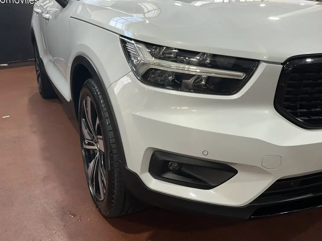 Volvo XC 40 Foto #4