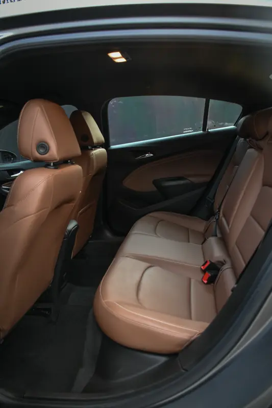 Chevrolet Cruze Foto #11