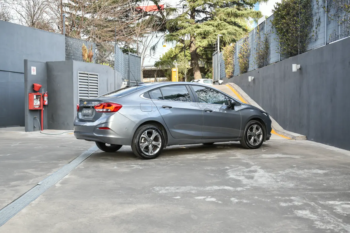 Chevrolet Cruze Foto #5