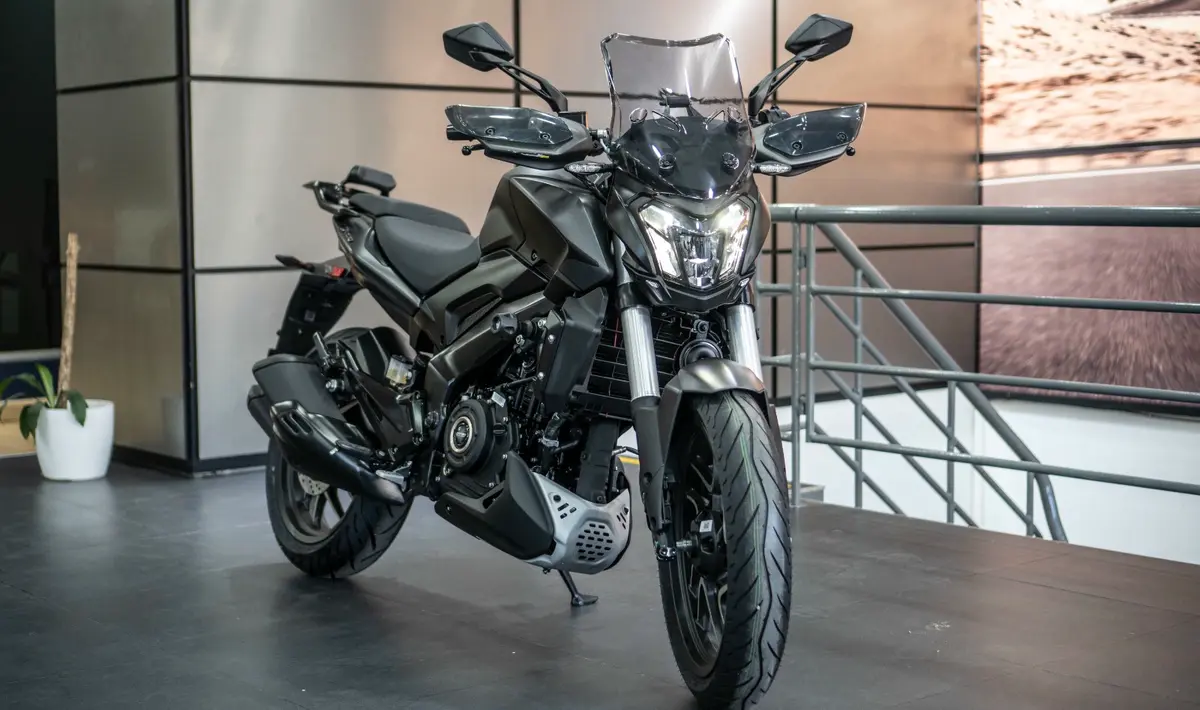Mira esta publicación de Bajaj Dominar 400 Tourer