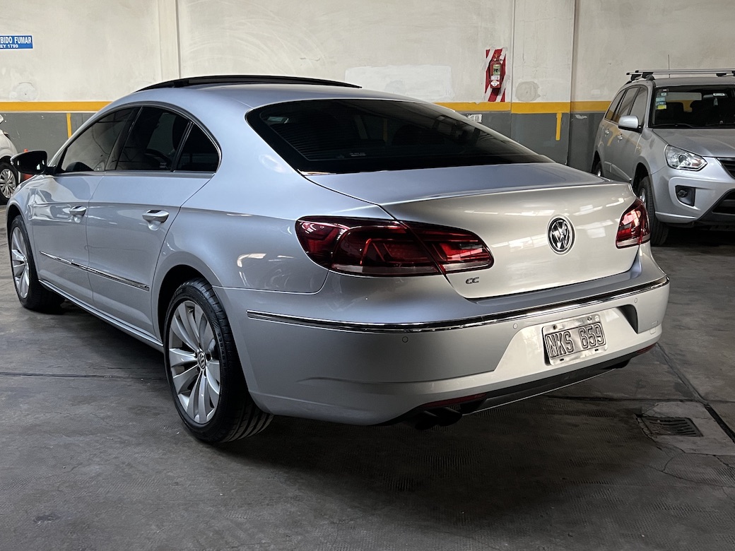 Mira esta publicación de Volkswagen Passat
