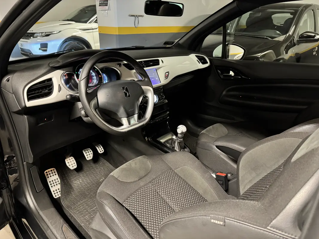 Mirá esta publicación de Ds Automobiles DS3