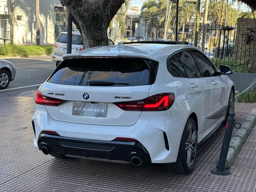 Mira esta publicación de BMW Serie 1