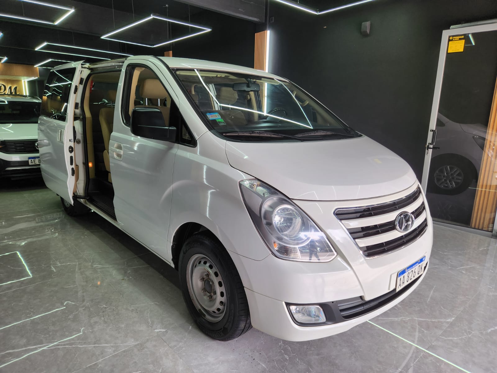 Mira esta publicación de Hyundai H1 2014 en Motordil