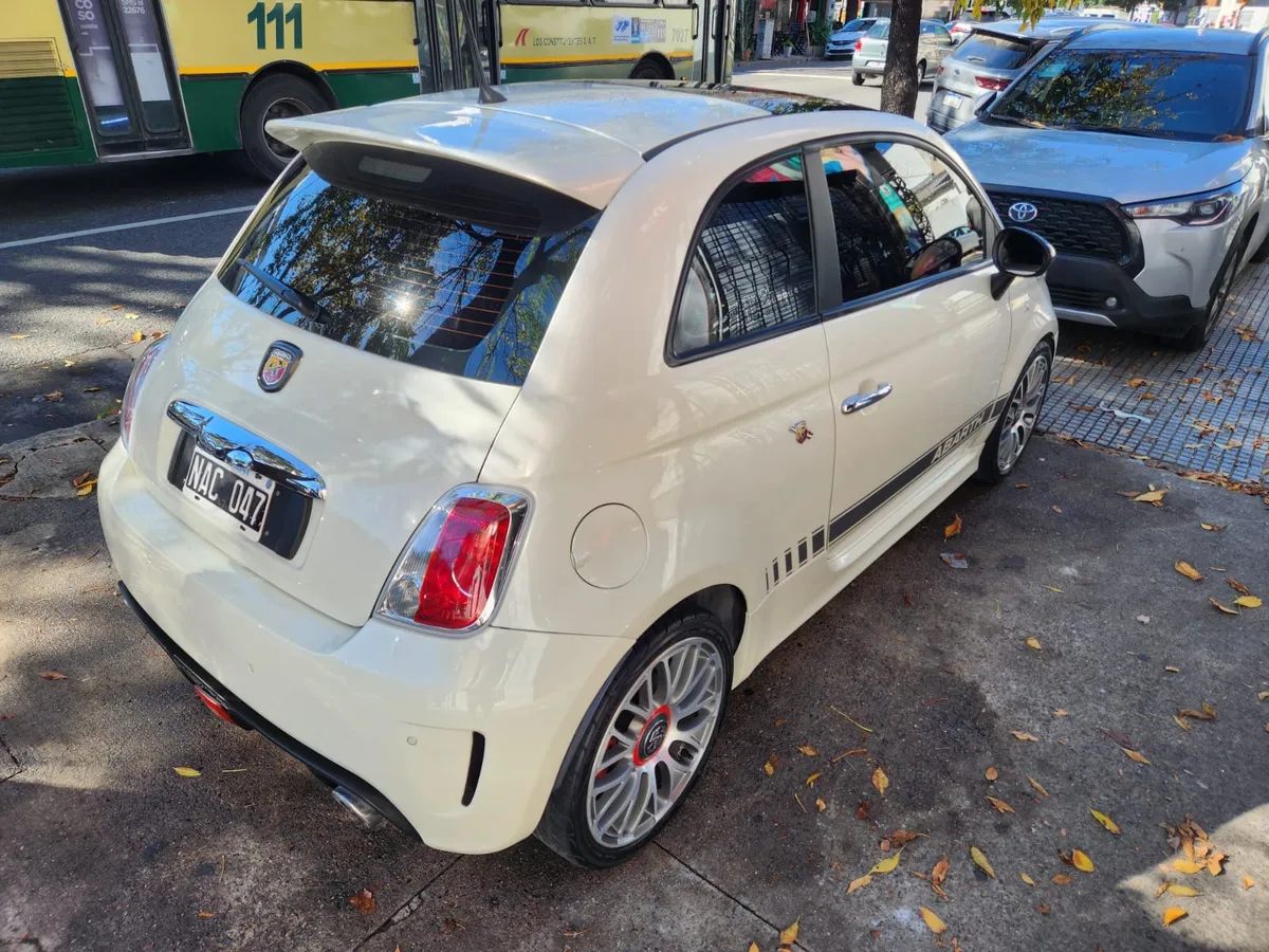 Mira esta publicación de Fiat 500 Abarth