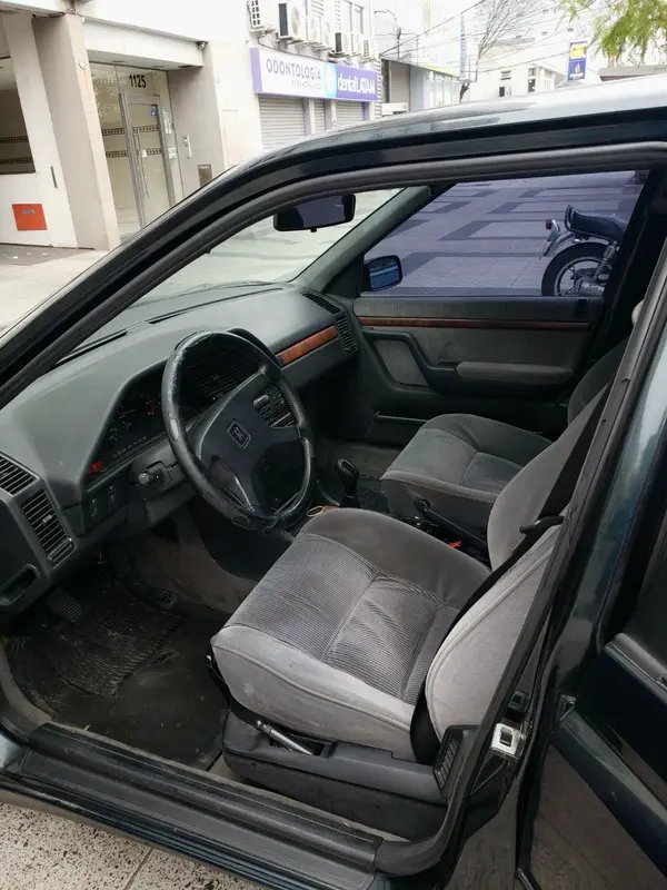 Mirá esta publicación de Peugeot 605