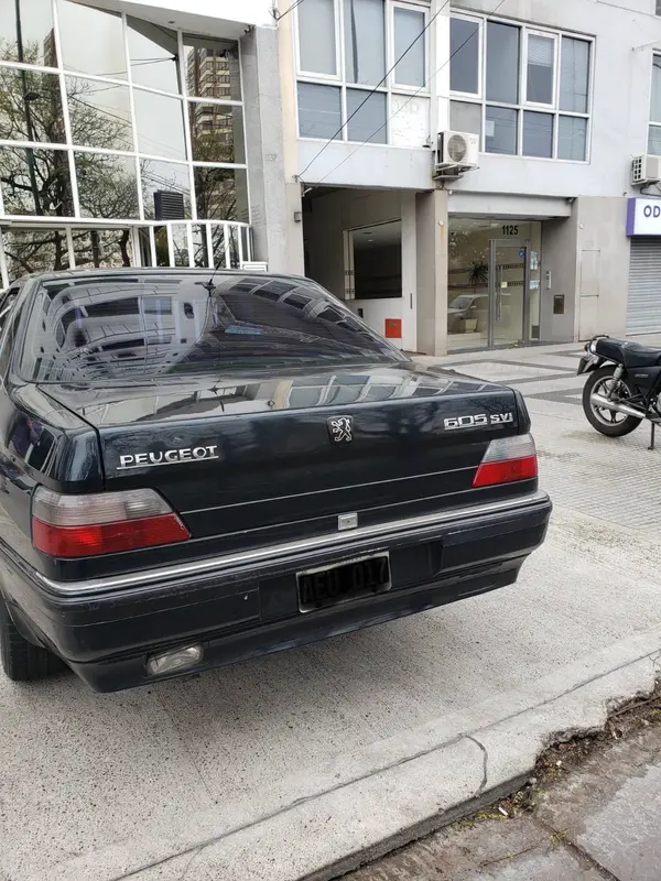 Mirá esta publicación de Peugeot 605