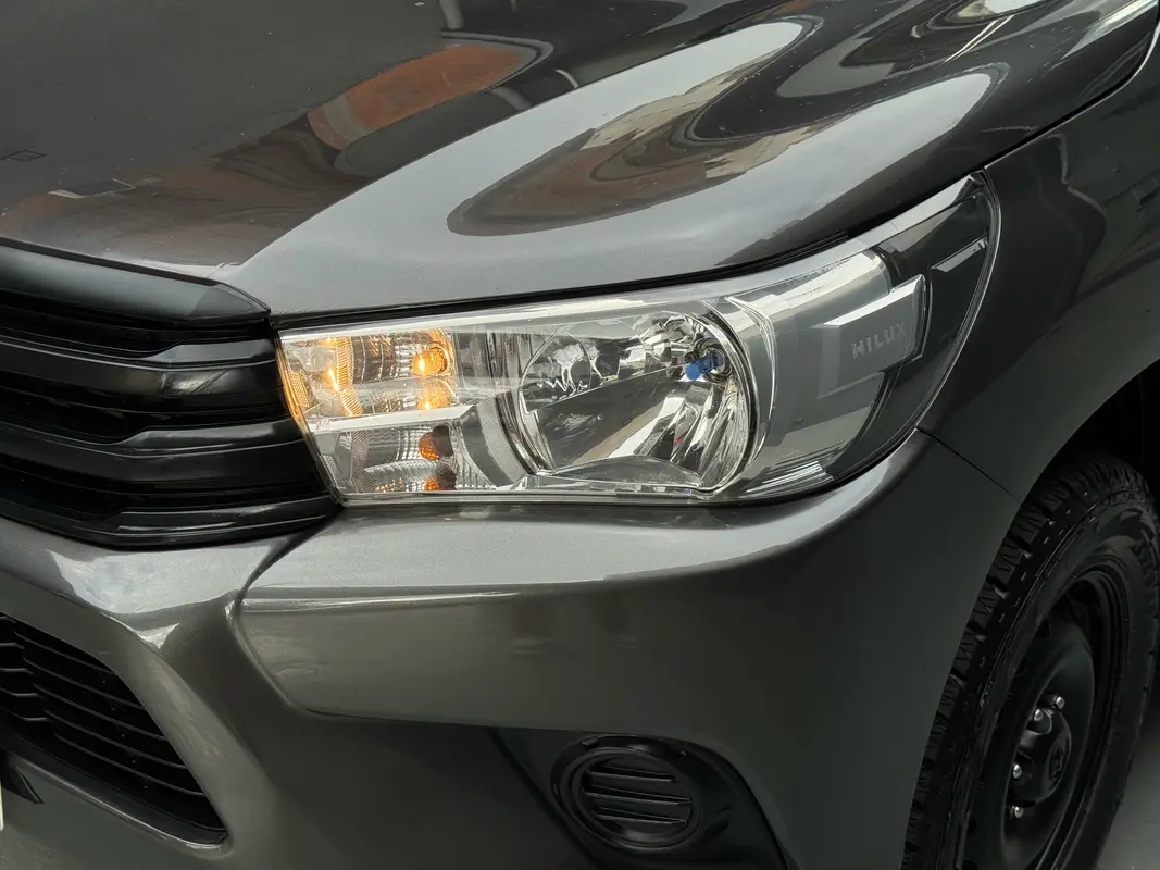 Toyota Hilux Foto #9