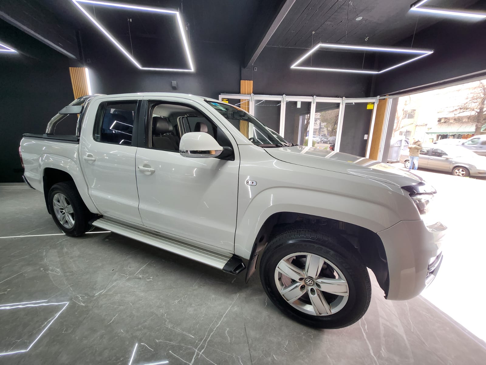 Mira esta publicación de Volkswagen Amarok 2014 en Motordil