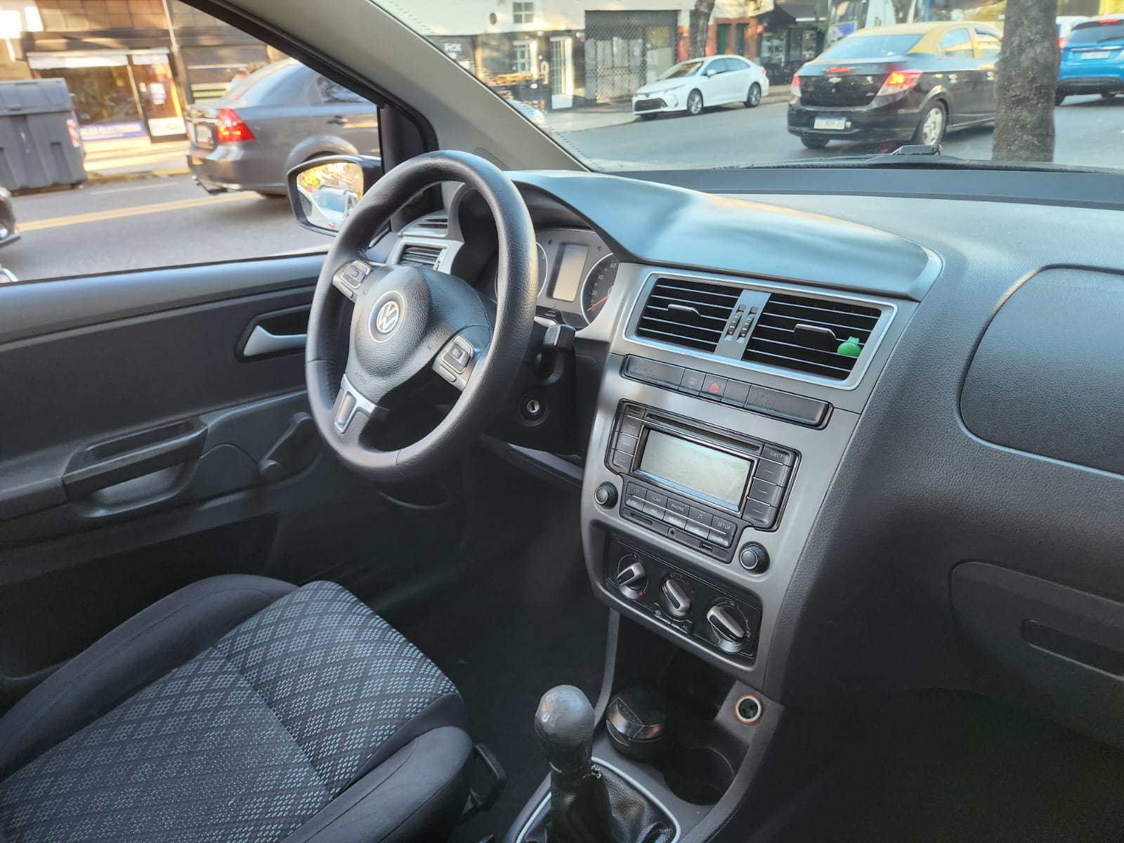 Volkswagen Suran Foto #5