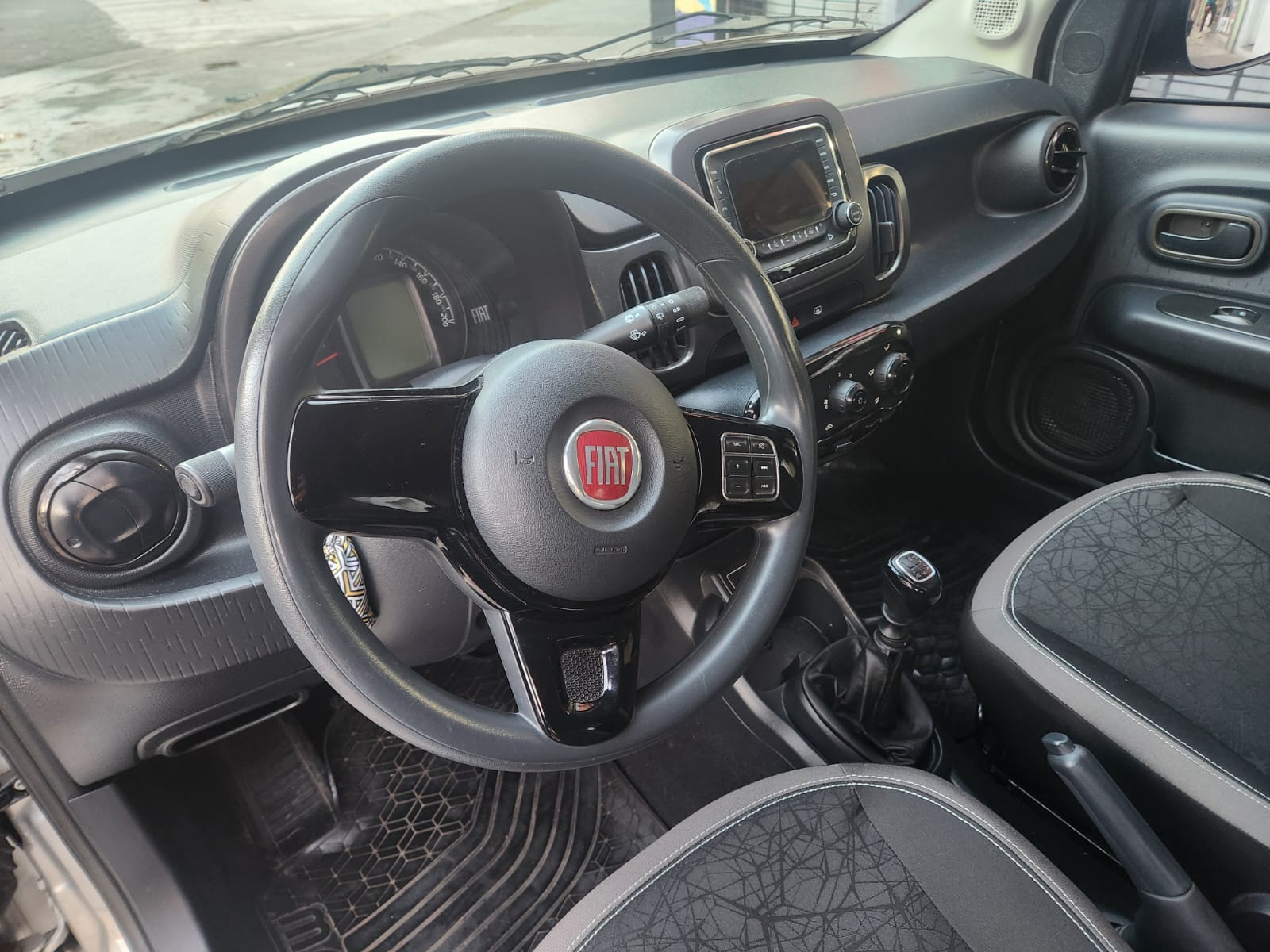 Fiat Mobi Foto #5