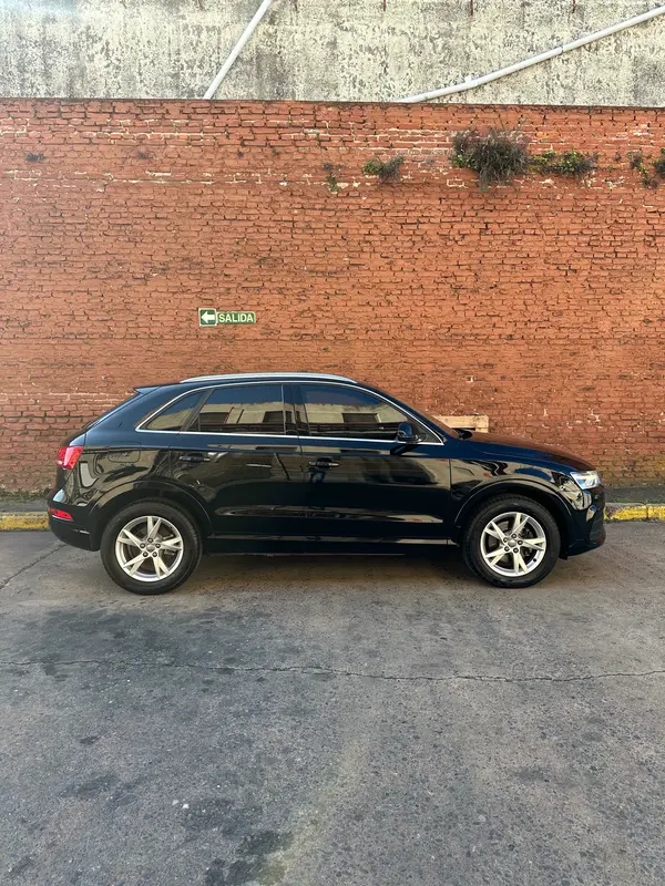 Audi Q3 Foto #5