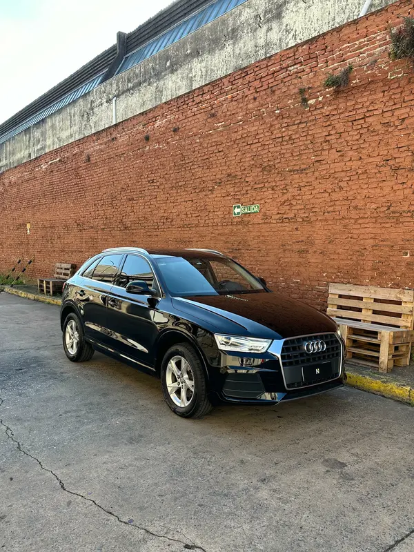 Audi Q3 Foto #2