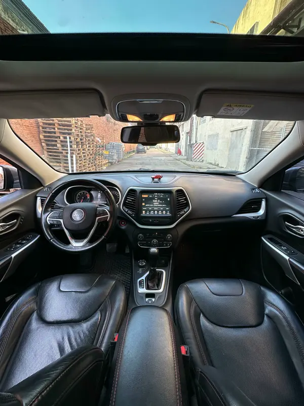 Mirá esta publicación de Jeep Cherokee
