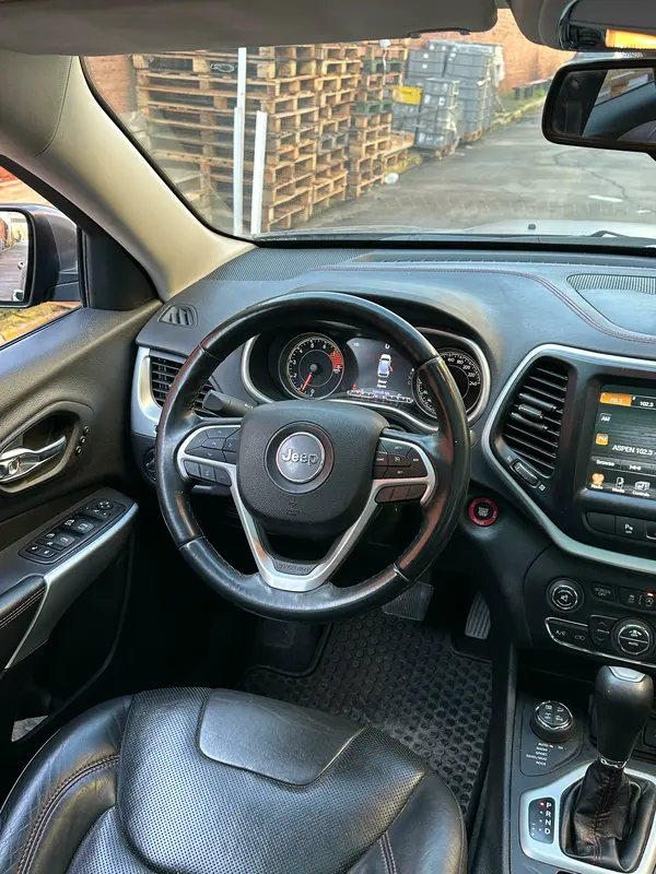 Mirá esta publicación de Jeep Cherokee