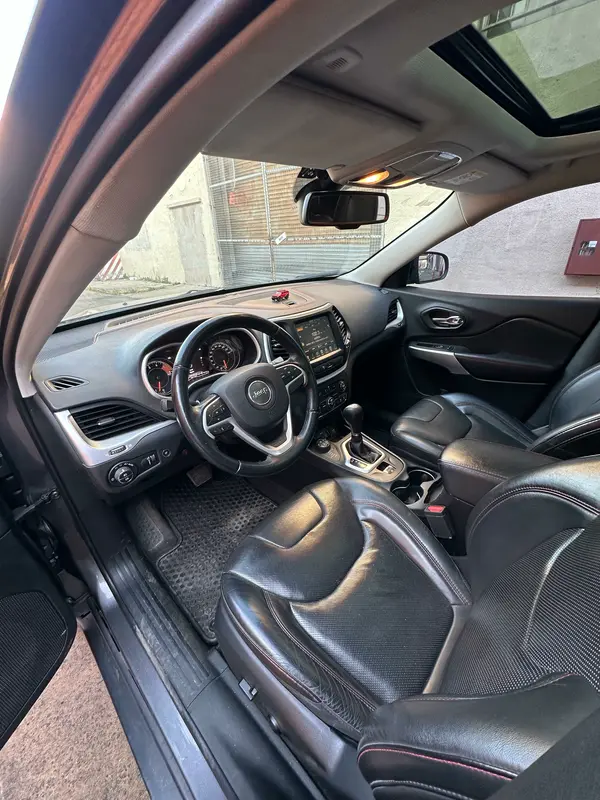 Mirá esta publicación de Jeep Cherokee