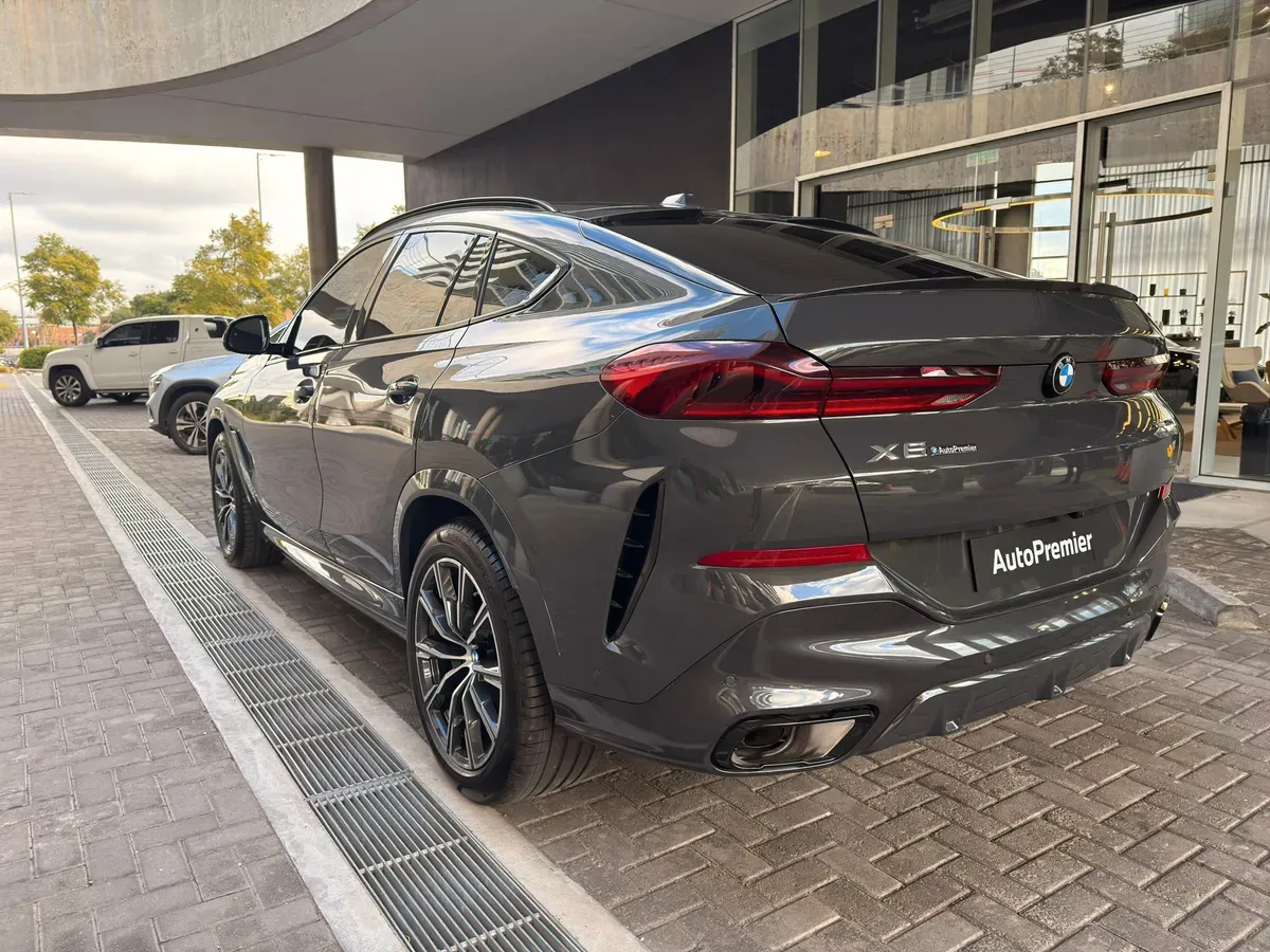 BMW X6 Foto #6