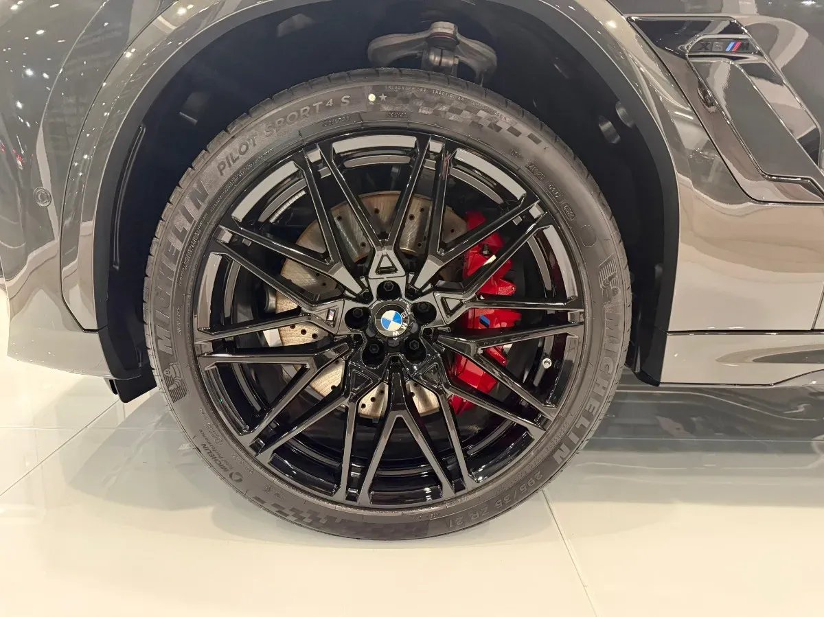 BMW X6 Foto #7