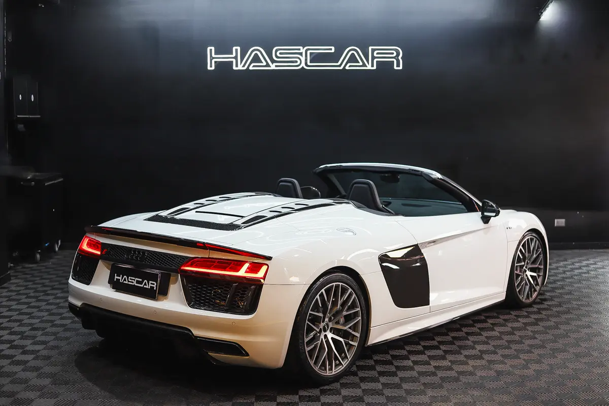 Mira esta publicación de Audi R8