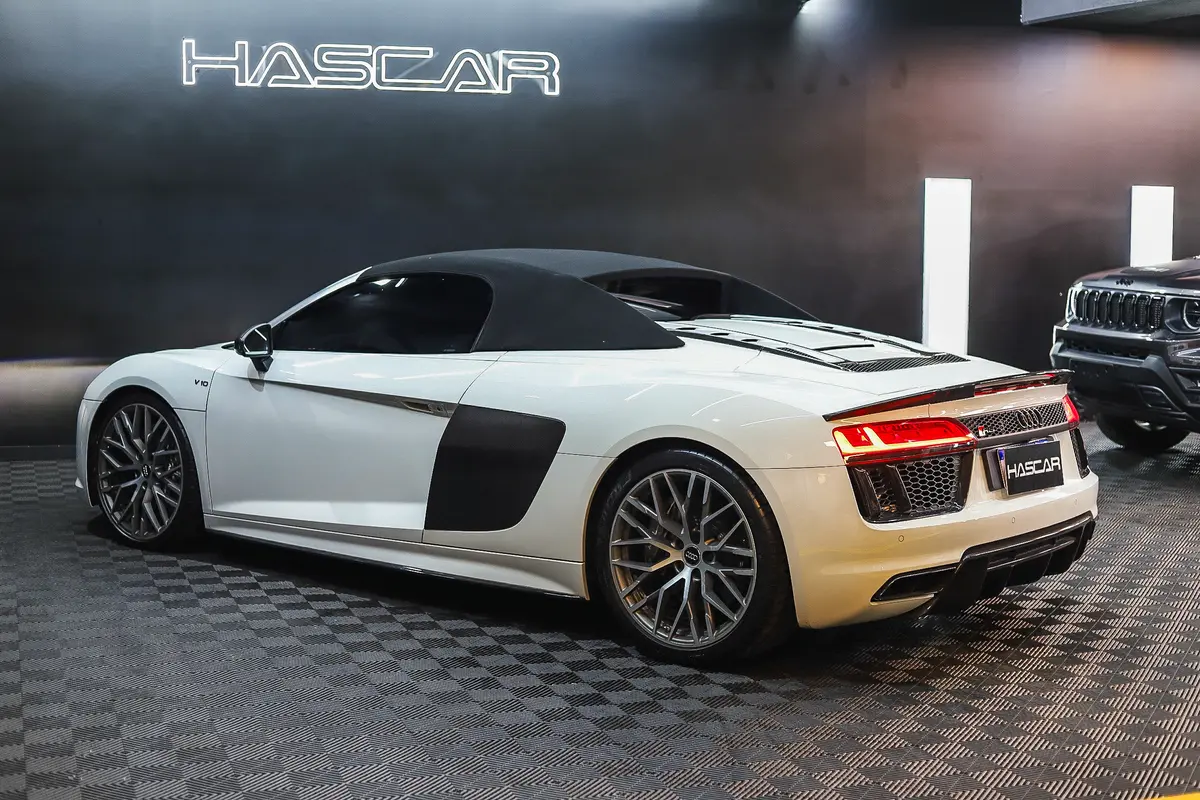 Mira esta publicación de Audi R8