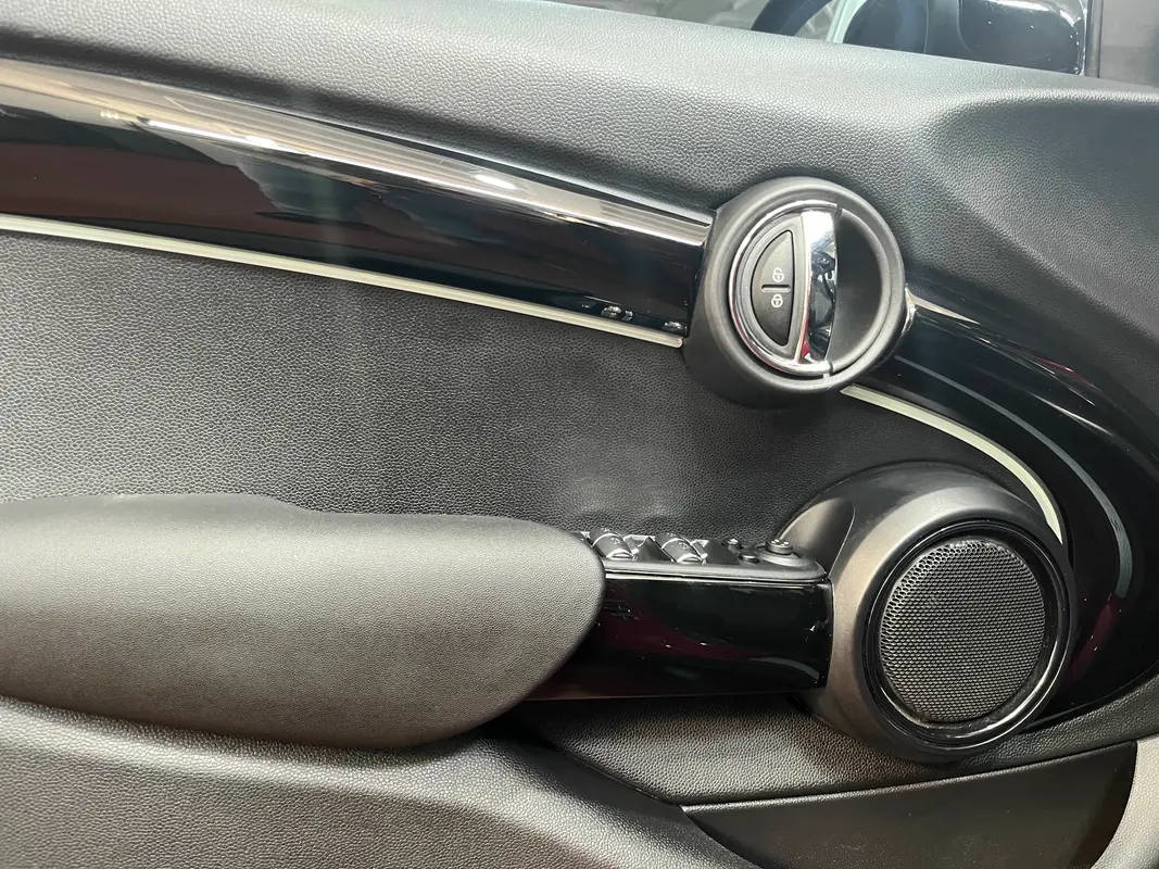 Mirá esta publicación de Mini Cooper Cooper