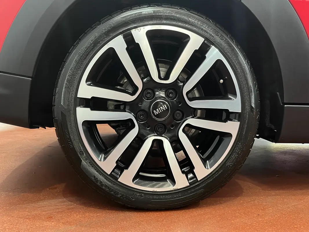Mira esta publicación de Mini Cooper Cooper