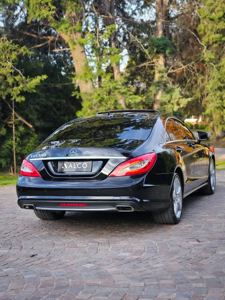 Mira esta publicación de Mercedes Benz CLS