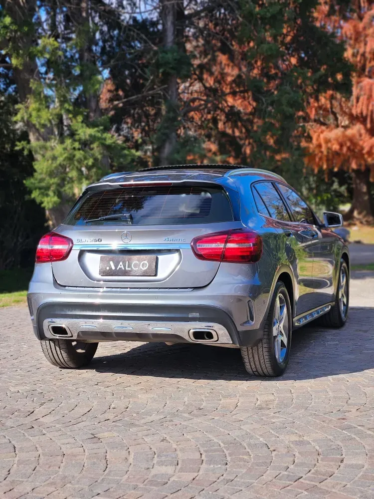 Mira esta publicación de Mercedes Benz GLA