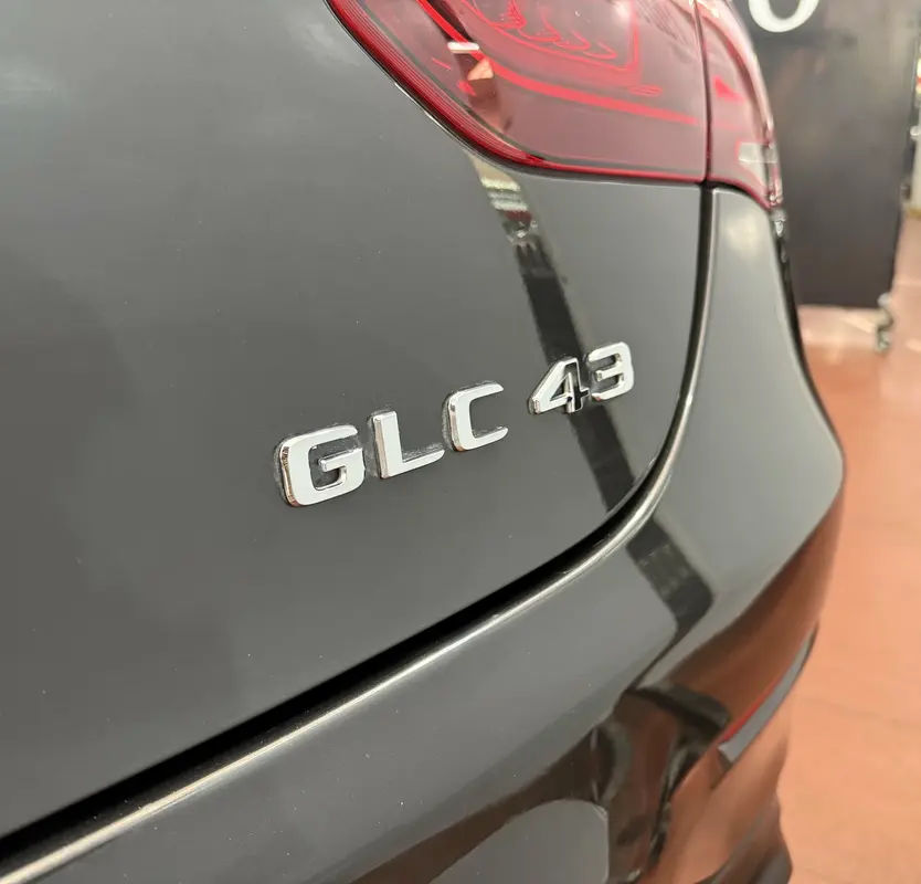 Mira esta publicación de Mercedes Benz GLC