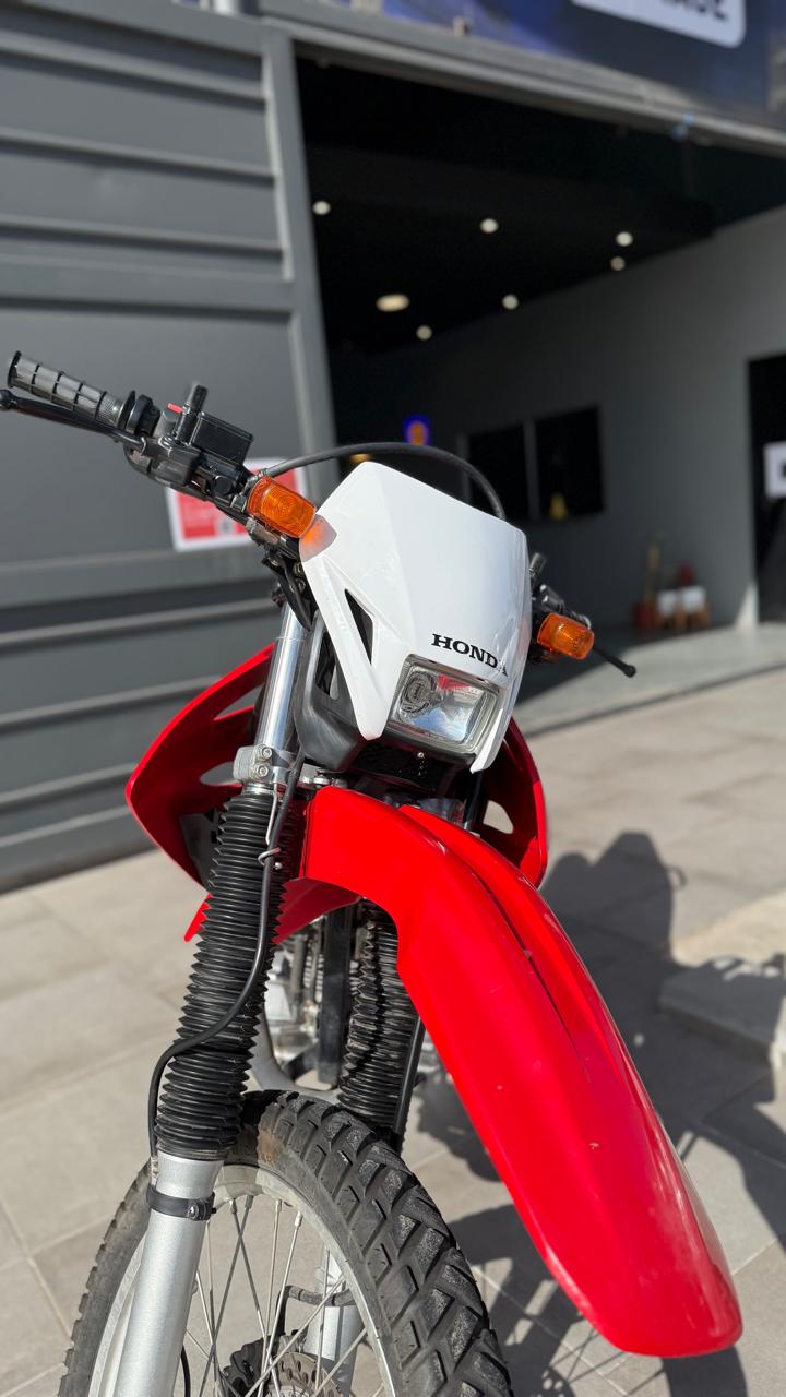 Mira esta publicación de Honda XR 250 Tornado