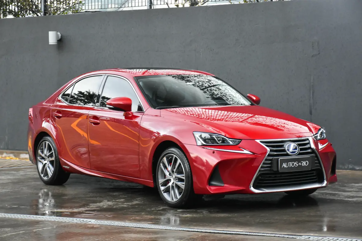 Mira esta publicación de Lexus IS