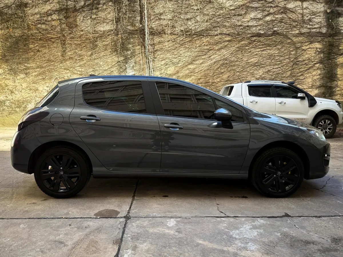 Mira esta publicación de Peugeot 308