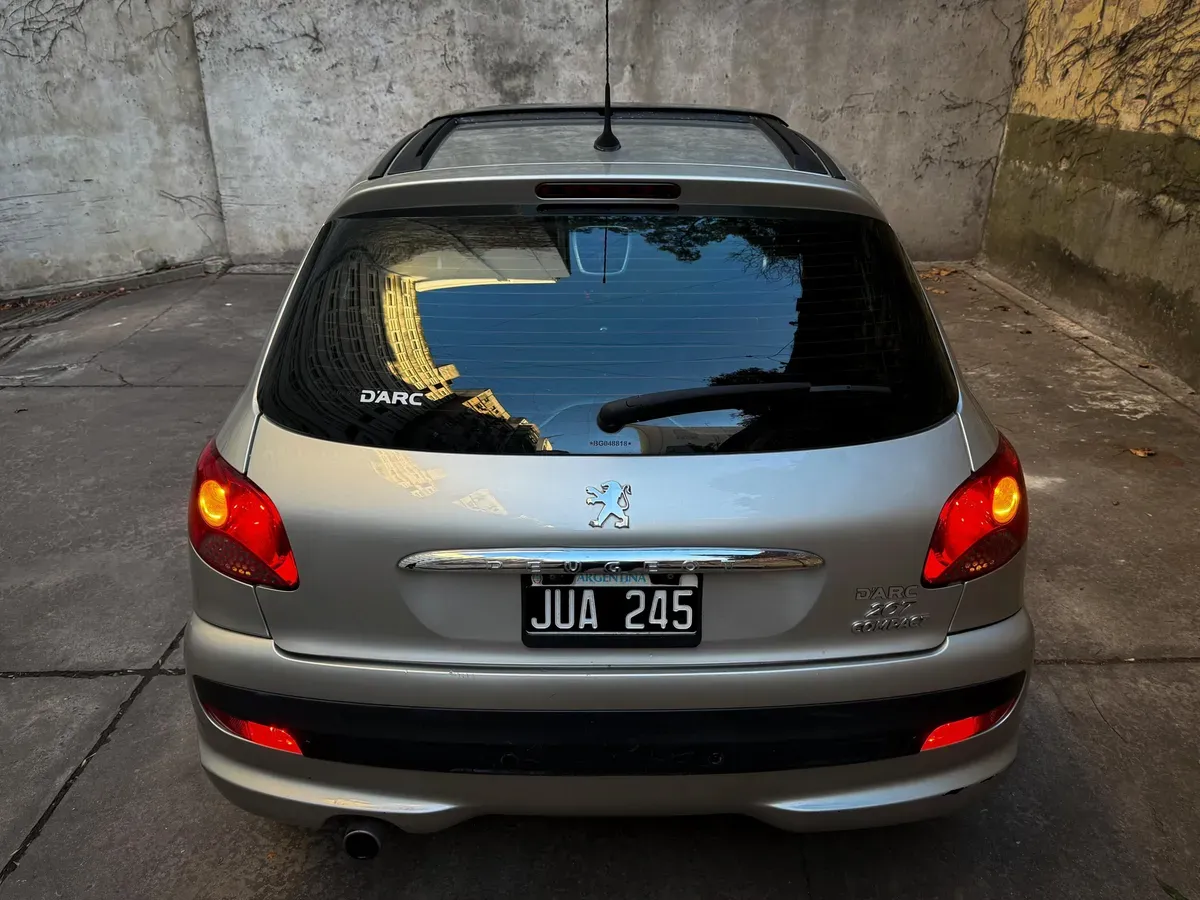 Mira esta publicación de Peugeot 207 Compact