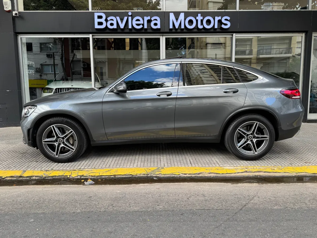 Mira esta publicación de Mercedes Benz GLC