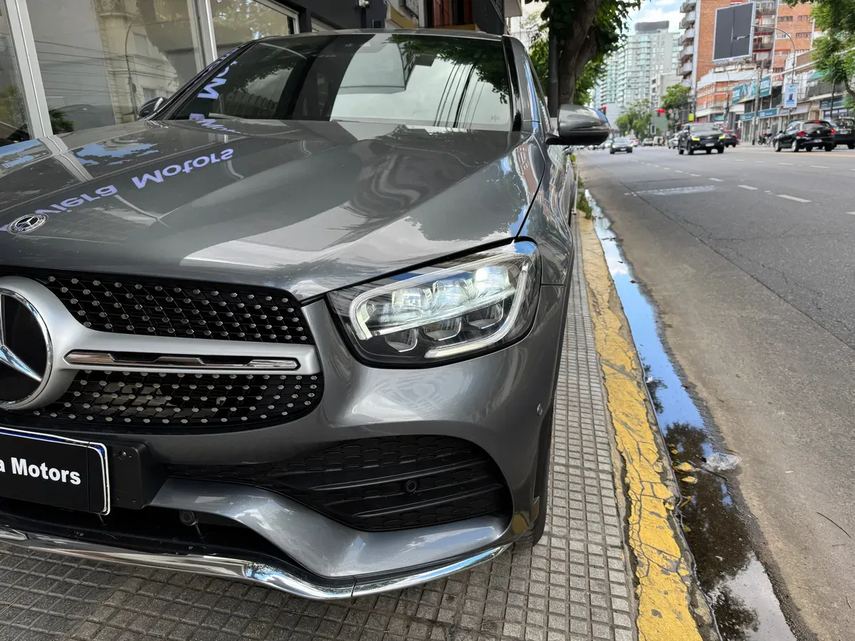 Mira esta publicación de Mercedes Benz GLC