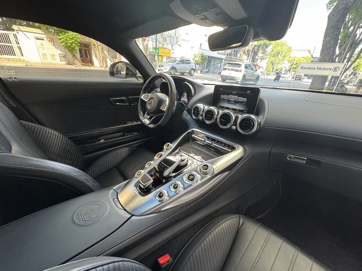 Mirá esta publicación de Mercedes Benz GT