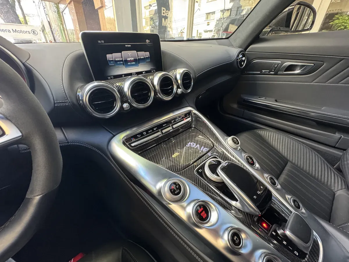 Mirá esta publicación de Mercedes Benz GT