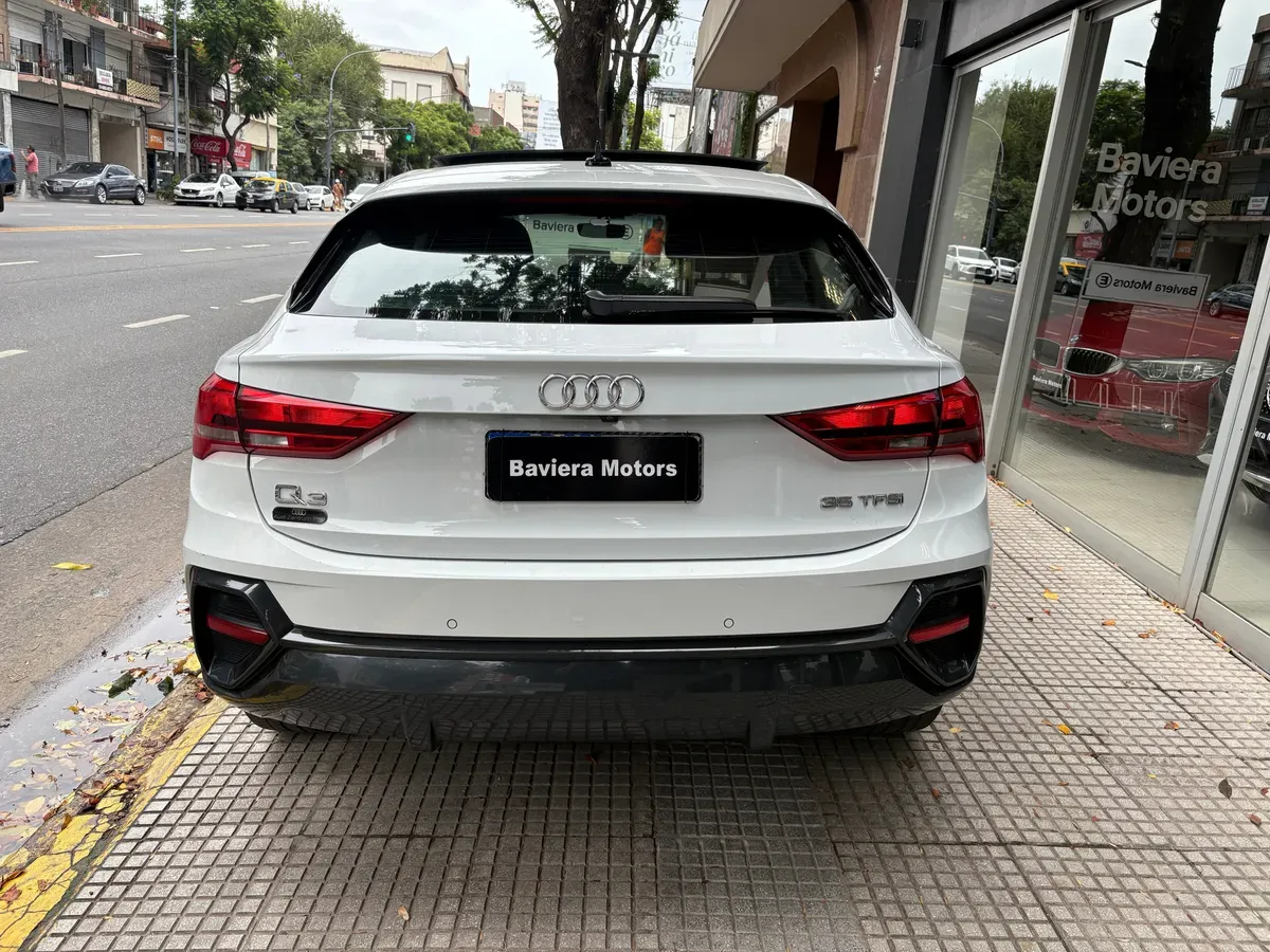 Mira esta publicación de Audi Q3