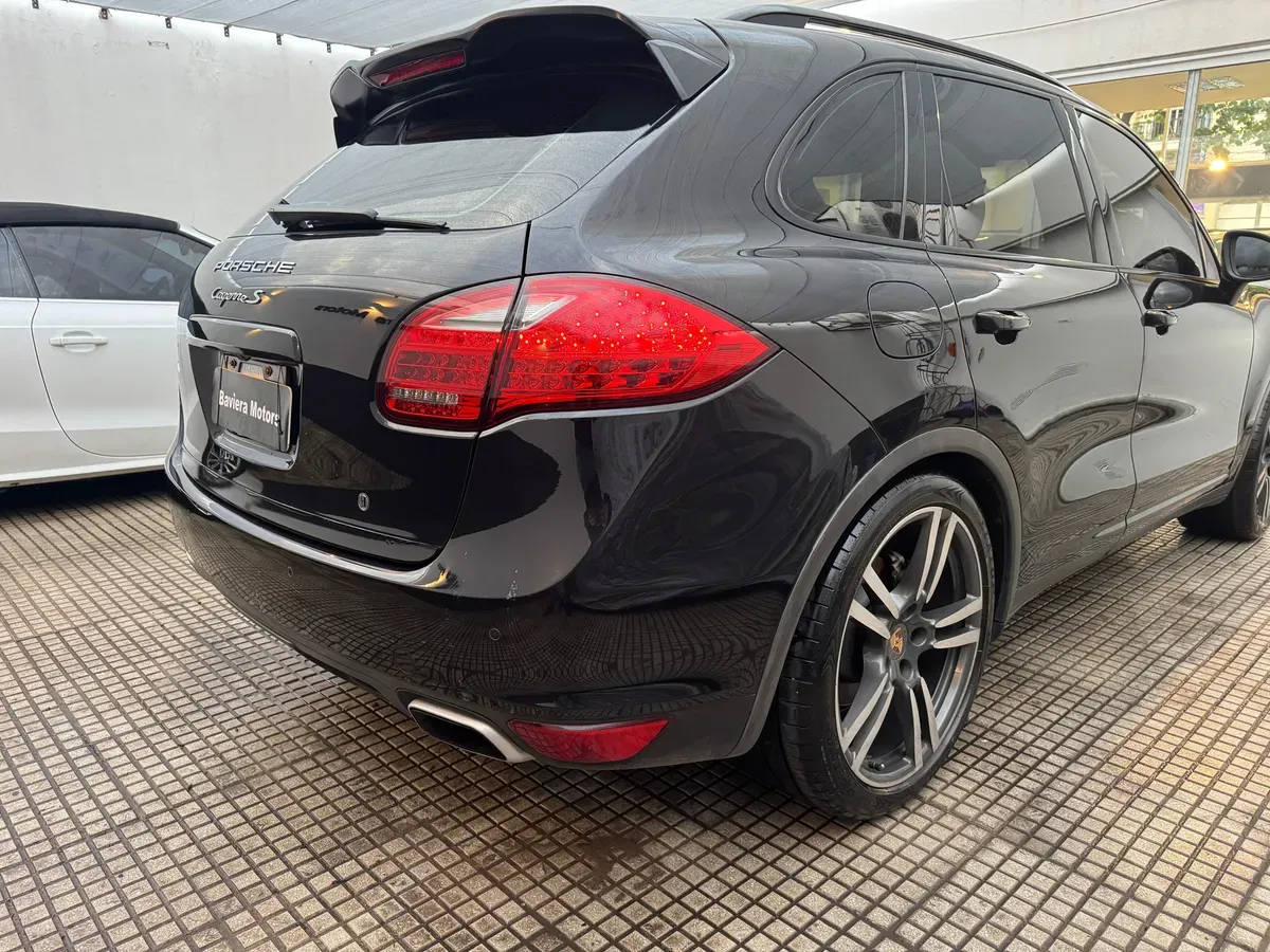 Mira esta publicación de Porsche Cayenne