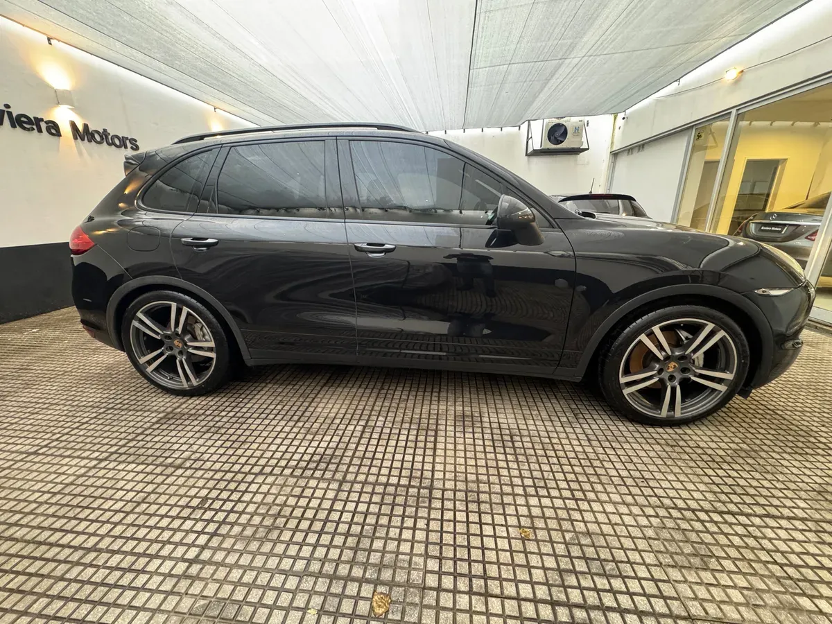 Mira esta publicación de Porsche Cayenne