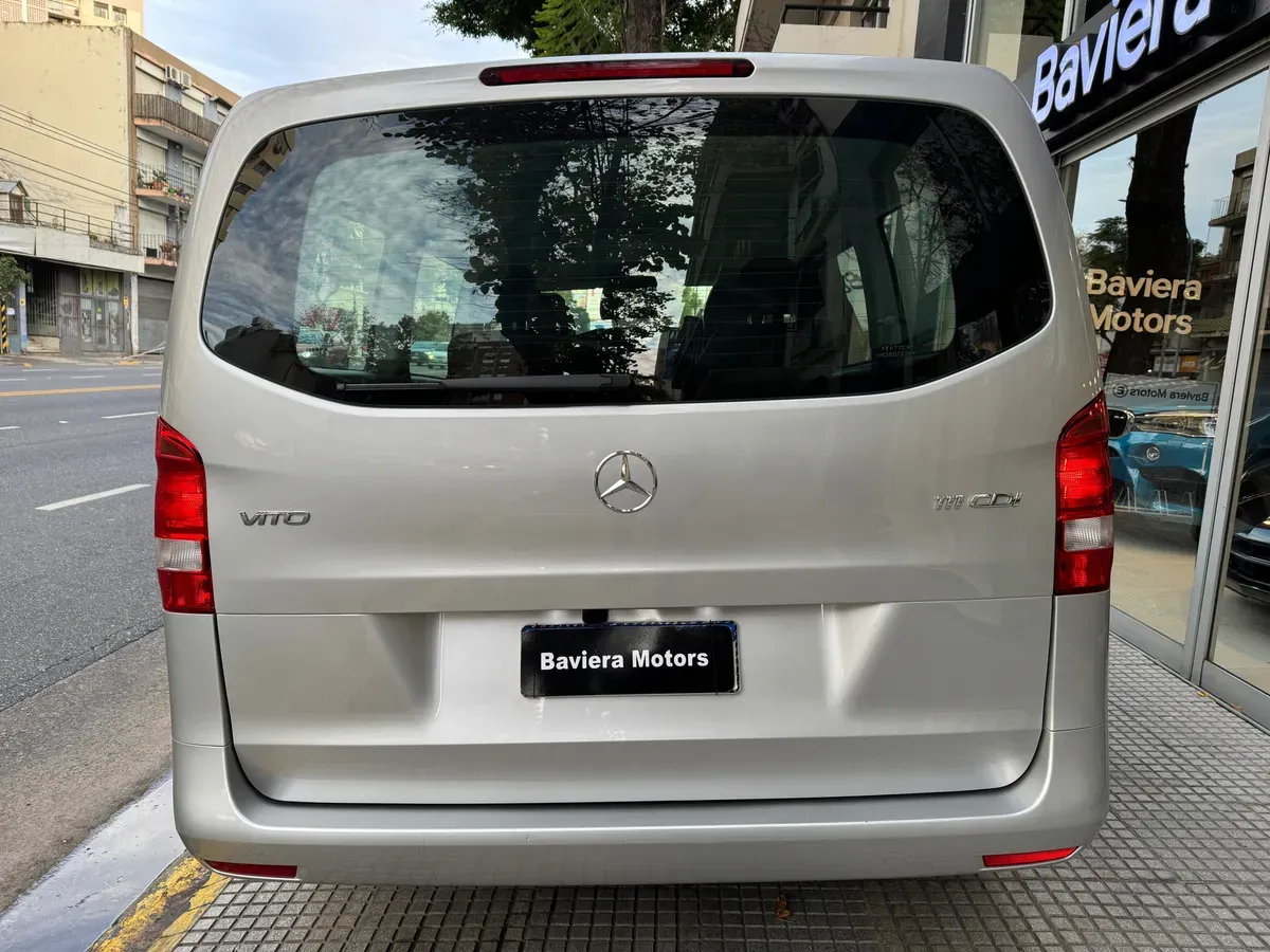 Mira esta publicación de Mercedes Benz Vito
