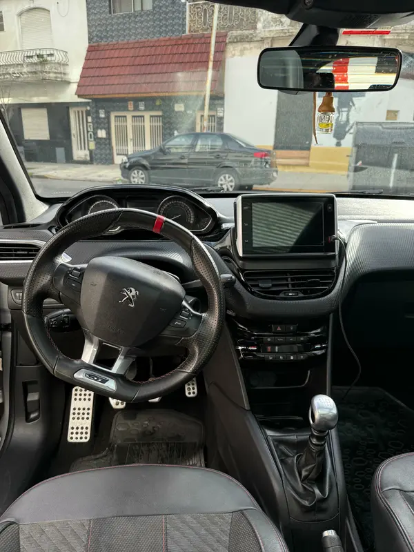Mirá esta publicación de Peugeot 208