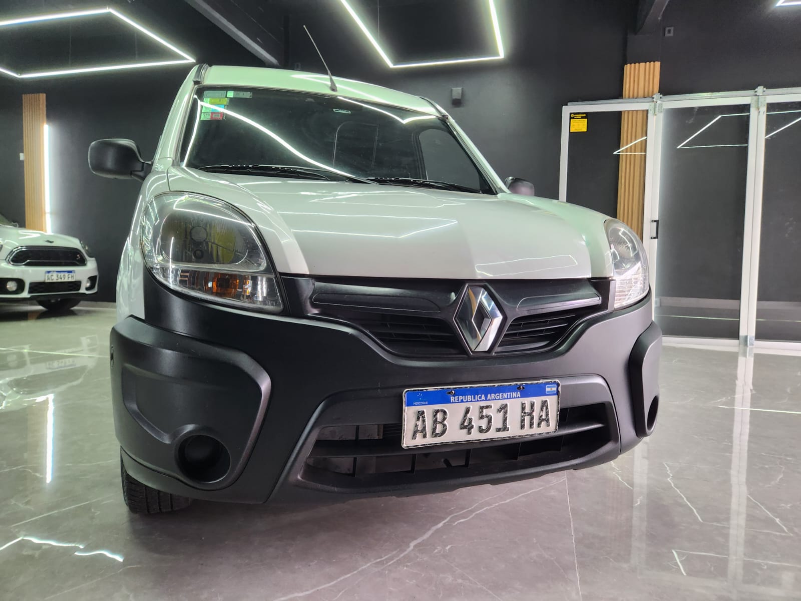 Mirá esta publicación de Renault Kangoo