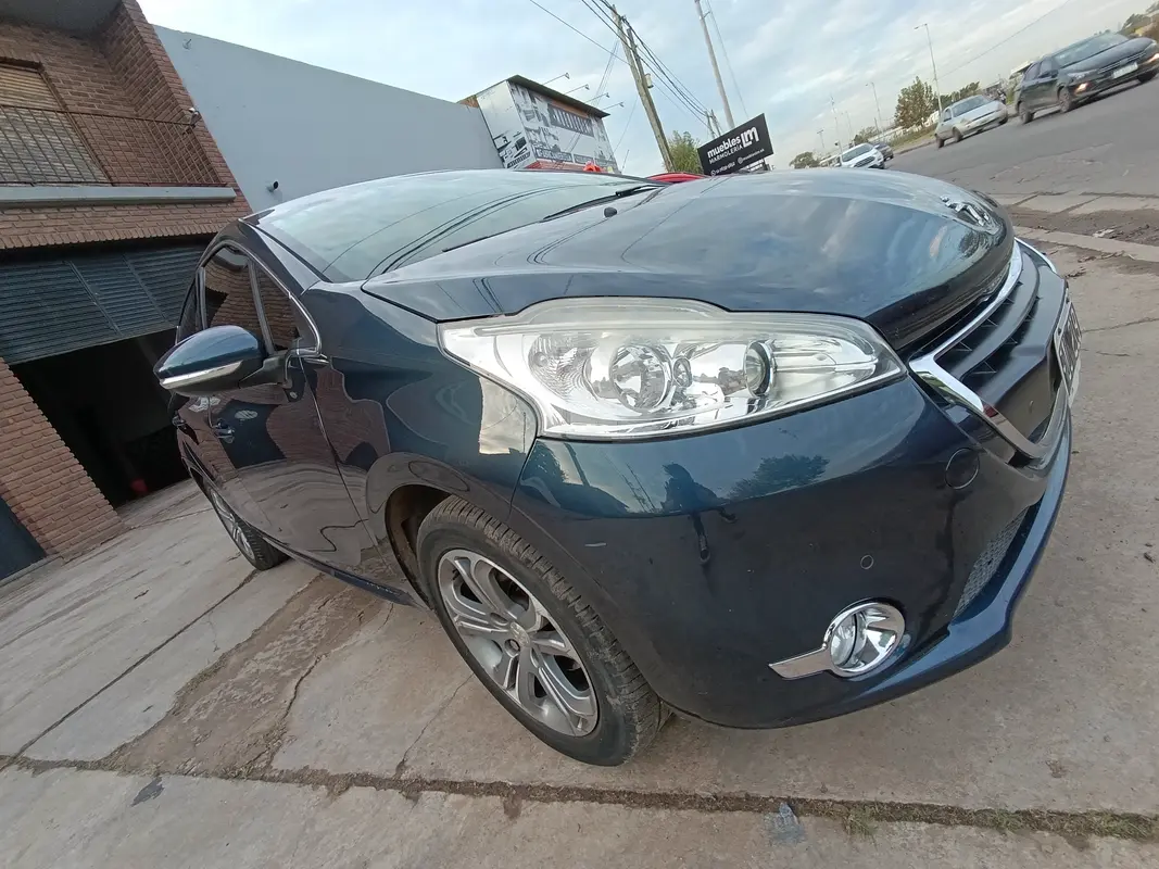 Mirá esta publicación de Peugeot 208