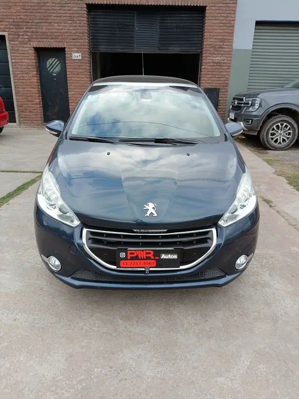 Mirá esta publicación de Peugeot 208